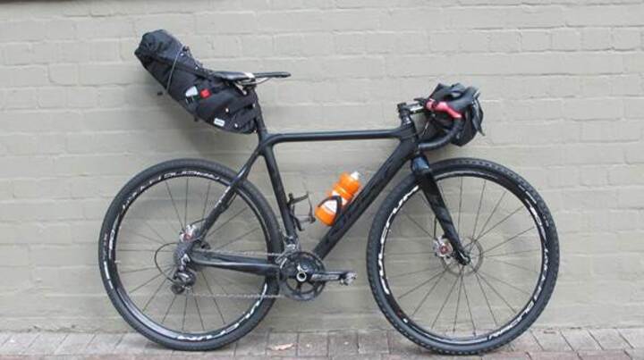 ¿Qué Deberías Empacar para Hacer Viajes Largos en Bicicleta?