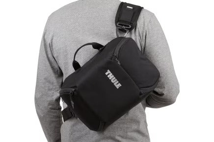 Mochila Thule Covert DSLR 24L color Dark Slate Black
